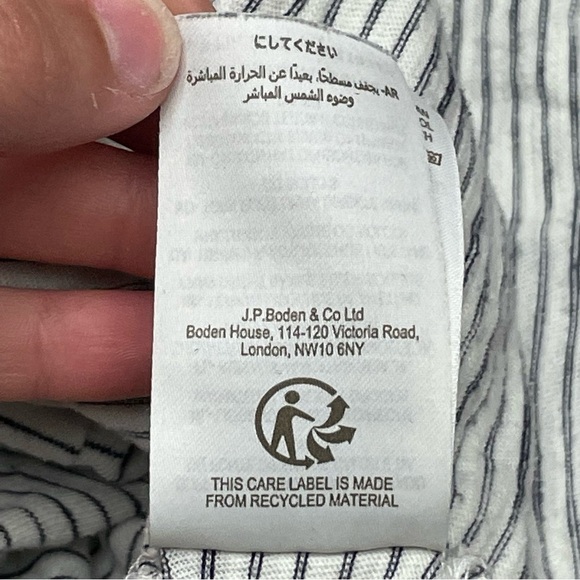 Boden women’s striped v neck tee shirt - Picture 7 of 10